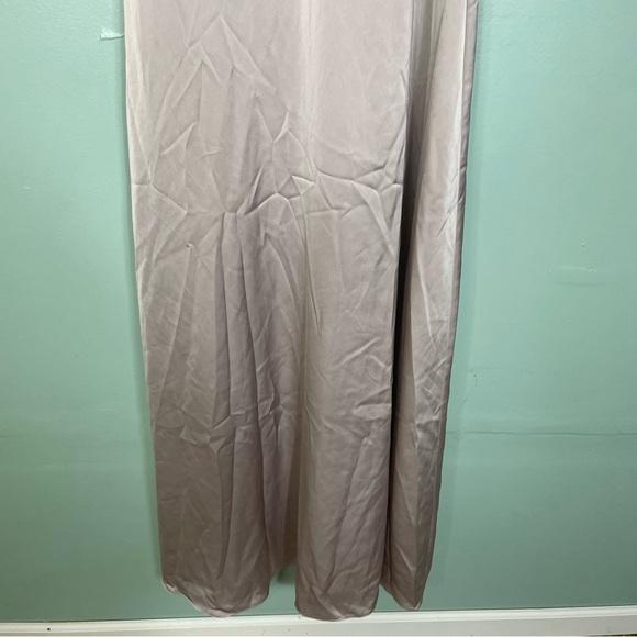 Monique Lhuillier Bridesmaid Isabel Sateen Cold Shoulder Gown Size 8 Champagne - Picture 4 of 7